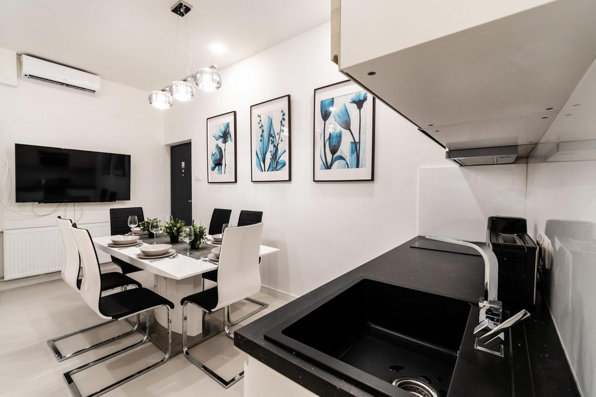 Quiet Very Central & Stylish Apt 부다페스트 외부 사진
