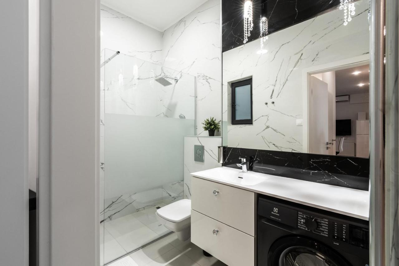 Quiet Very Central & Stylish Apt 부다페스트 외부 사진